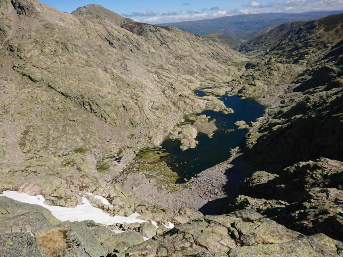 Cara Norte De Gredos Hoyos del Espino Exteriér fotografie