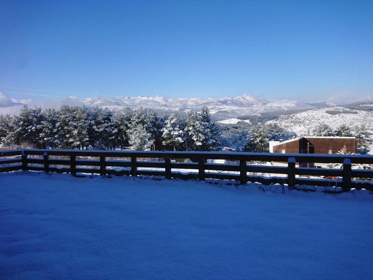 Cara Norte De Gredos Hoyos del Espino Exteriér fotografie