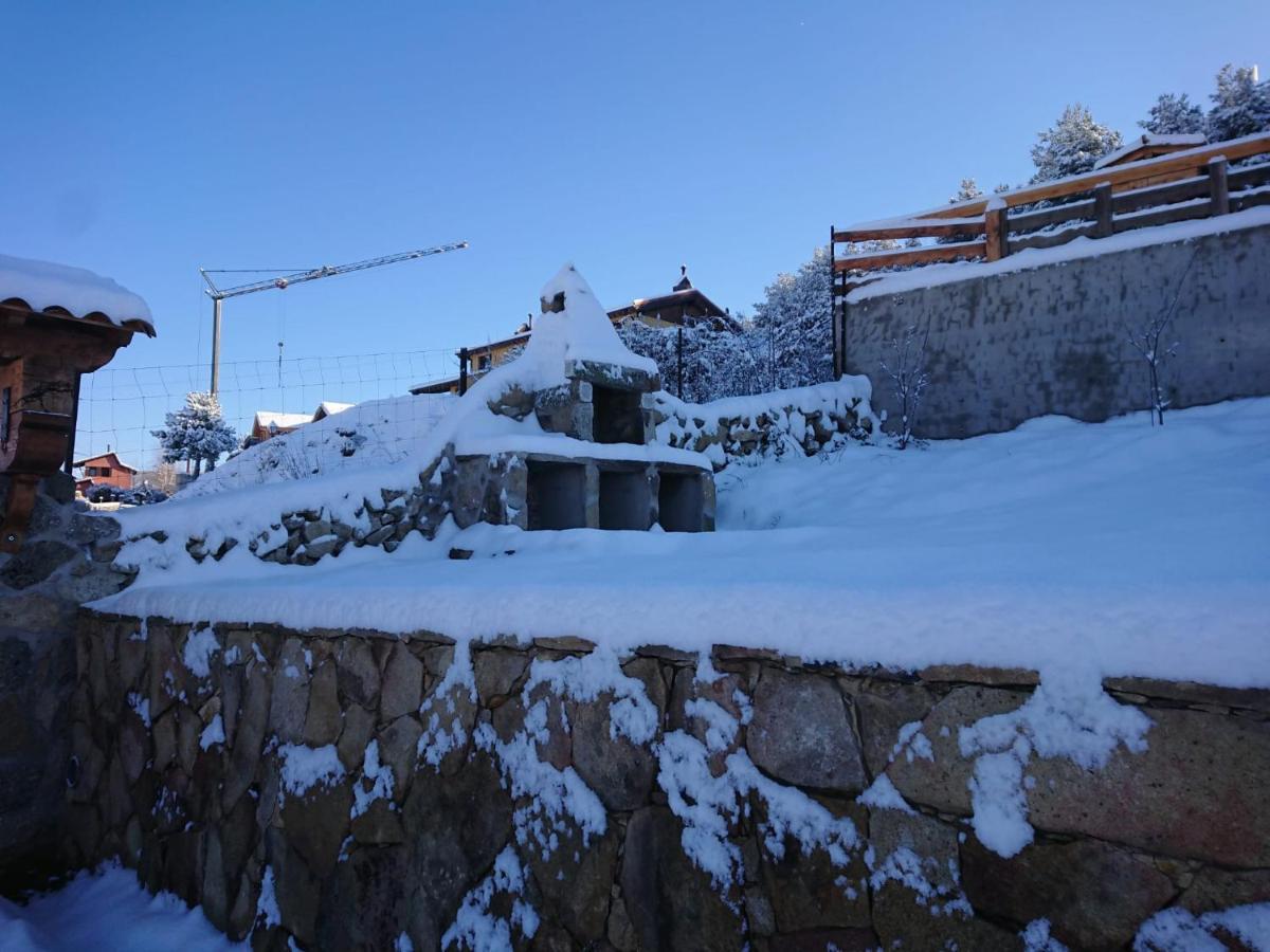 Cara Norte De Gredos Hoyos del Espino Exteriér fotografie